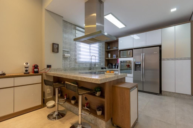 Imagem Casa com 4 Quartos à Venda, 497 m² em Aruã Brisas - Mogi Das Cruzes Imagem Casa com 4 Quartos à Venda, 497 m² em Aruã Brisas - Mogi Das Cruzes
