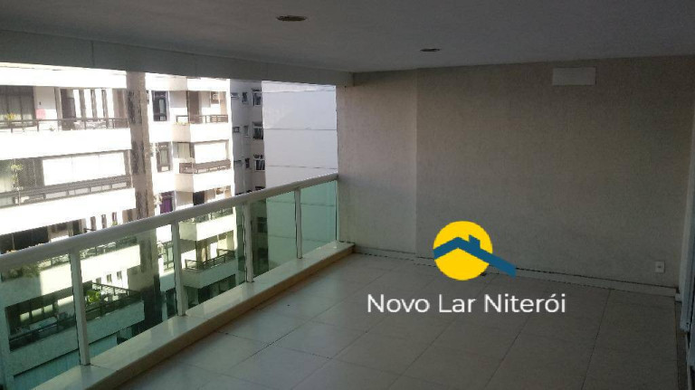 Imagem Apartamento com 4 Quartos à Venda, 202 m² em Icaraí - Niterói