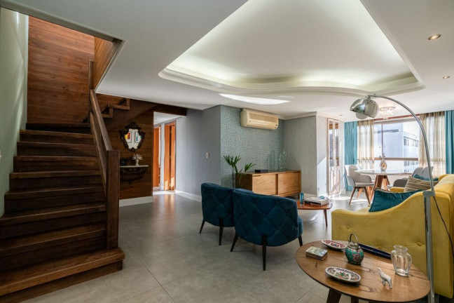 Imóvel com 3 Quartos à Venda, 238 m² em Menino Deus - Porto Alegre