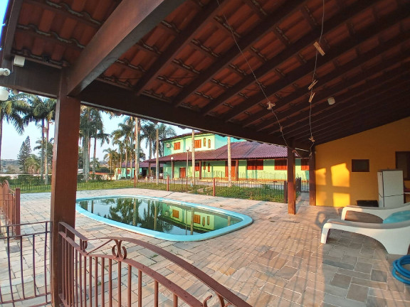 Casa com 5 Quartos à Venda, 13 m² em Krahe - Viamão