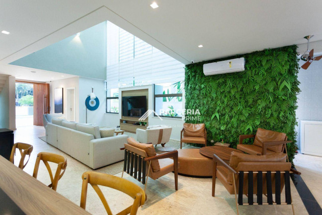 Imagem Casa com 6 Quartos à Venda, 450 m² em Riviera Módulo 21 - Bertioga Imagem Casa com 6 Quartos à Venda, 450 m² em Riviera Módulo 21 - Bertioga