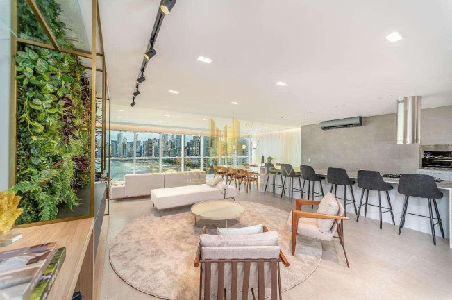 Imagem Apartamento com 4 Quartos à Venda, 283 m² em Centro - Balneário Camboriú Imagem Apartamento com 4 Quartos à Venda, 283 m² em Centro - Balneário Camboriú