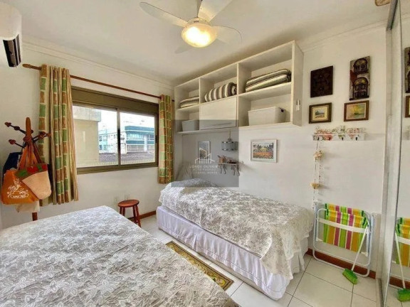 Imagem Casa de Condomínio com 3 Quartos à Venda, em Centro - Capão Da Canoa Imagem Casa de Condomínio com 3 Quartos à Venda, em Centro - Capão Da Canoa