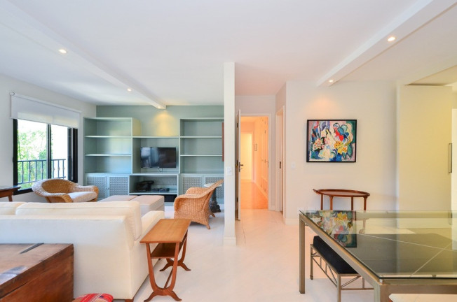 Apartamento com 2 Quartos à Venda, 121 m² em Real Parque - São Paulo