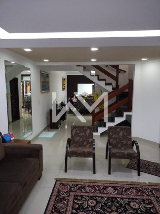 Imagem Sobrado com 3 Quartos à Venda, 125 m² em Jardim Santa Clara - Guarulhos Imagem Sobrado com 3 Quartos à Venda, 125 m² em Jardim Santa Clara - Guarulhos