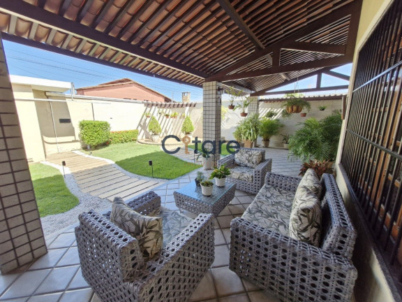 Imagem Casa com 3 Quartos à Venda, 360 m² em Edson Queiroz - Fortaleza Imagem Casa com 3 Quartos à Venda, 360 m² em Edson Queiroz - Fortaleza