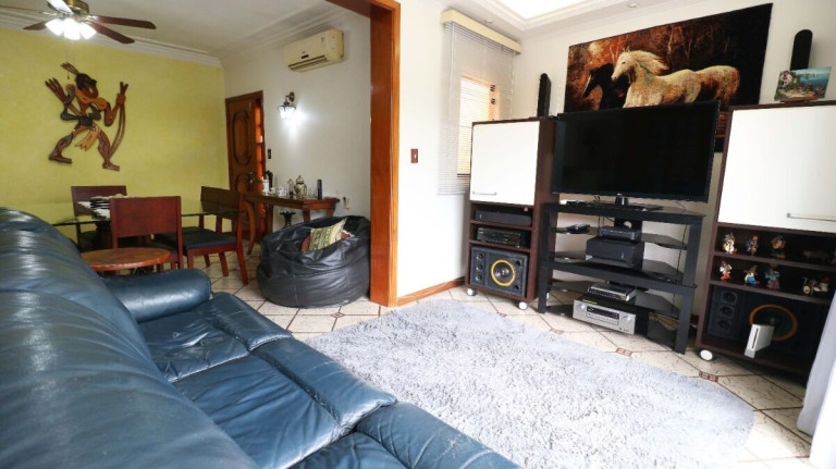Imagem Casa com 3 Quartos à Venda, 150 m² em Parque Jabaquara - São Paulo