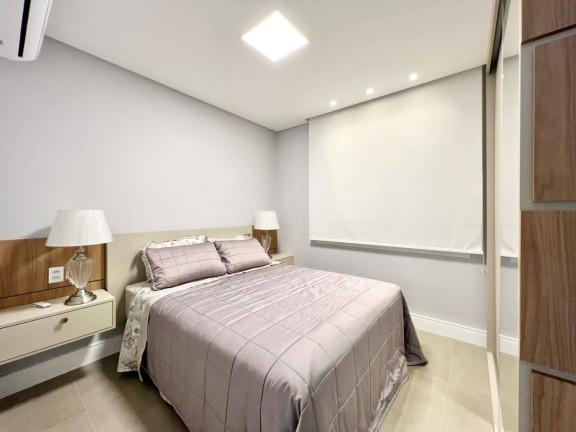 Imagem Casa com 4 Quartos à Venda, em Centro - Xangri-lá Imagem Casa com 4 Quartos à Venda, em Centro - Xangri-lá