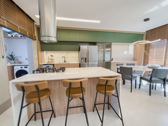 Imagem Casa com 3 Quartos à Venda, 179 m² em São Lourenço - Curitiba