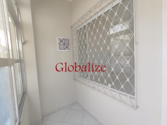 Imagem Casa com 2 Quartos à Venda, 71 m² em Embaré - Santos