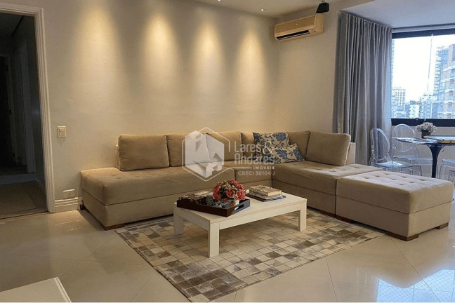 Apartamento com 3 Quartos à Venda, 112 m² em Moema - São Paulo