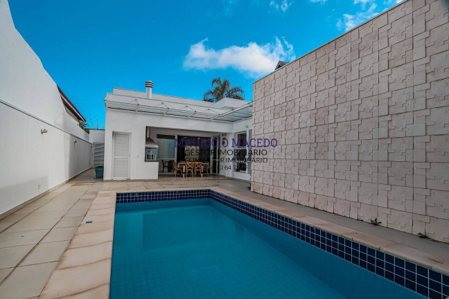 Imagem Casa com 4 Quartos à Venda, 580 m² em Alphaville - Santana De Parnaíba Imagem Casa com 4 Quartos à Venda, 580 m² em Alphaville - Santana De Parnaíba