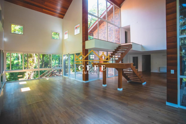 Imagem Casa com 4 Quartos à Venda, 385 m² em Centro - Gramado