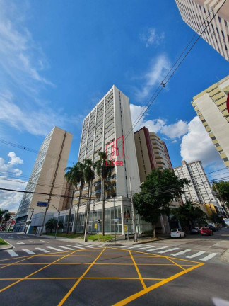 Imagem Apartamento com 2 Quartos à Venda, 70 m² em Centro - Curitiba
