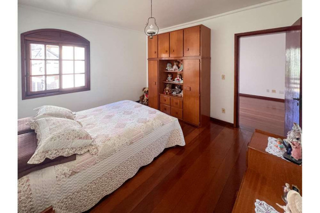 Imagem Casa com 3 Quartos à Venda, em Igara - Canoas Imagem Casa com 3 Quartos à Venda, em Igara - Canoas