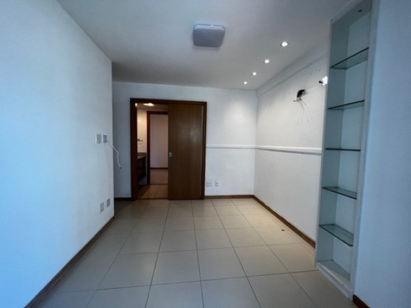 Imagem Imóvel com 3 Quartos à Venda, 120 m² em Icaraí - Niterói Imagem Imóvel com 3 Quartos à Venda, 120 m² em Icaraí - Niterói