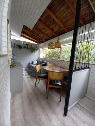 Imagem Casa com 2 Quartos à Venda, 46 m² em Lídia Duarte - Camboriú Imagem Casa com 2 Quartos à Venda, 46 m² em Lídia Duarte - Camboriú