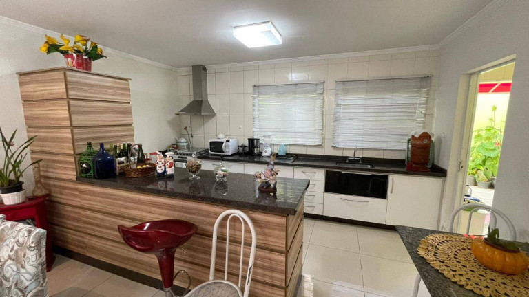 Imagem Casa com 3 Quartos à Venda, 180 m² em Jardim Recreio - Bragança Paulista Imagem Casa com 3 Quartos à Venda, 180 m² em Jardim Recreio - Bragança Paulista