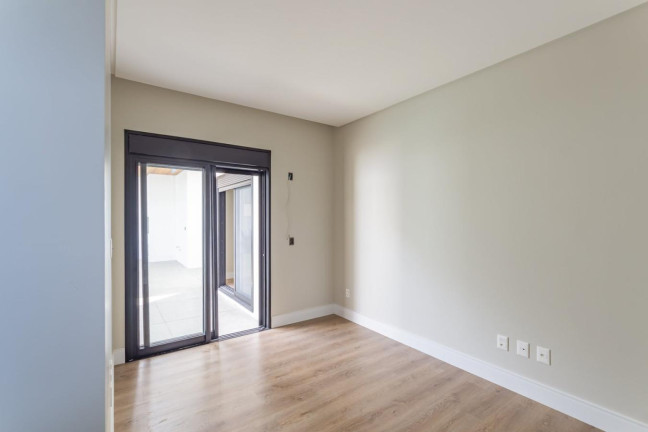 Imagem Casa com 3 Quartos à Venda, 250 m² em Santa Regina - Camboriú