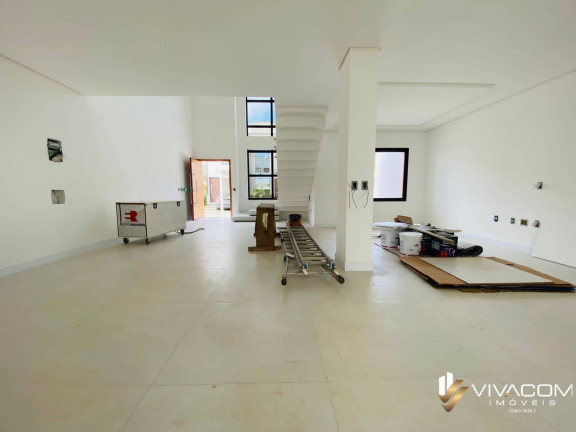 Imagem Casa com 3 Quartos à Venda, 184 m² em Deltaville - Biguaçu Imagem Casa com 3 Quartos à Venda, 184 m² em Deltaville - Biguaçu