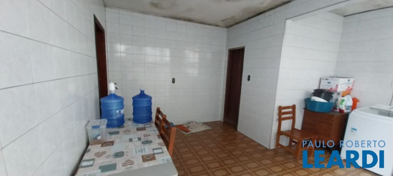 Imagem Casa com 4 Quartos à Venda, 200 m² em Vila Valparaíso - Santo André Imagem Casa com 4 Quartos à Venda, 200 m² em Vila Valparaíso - Santo André