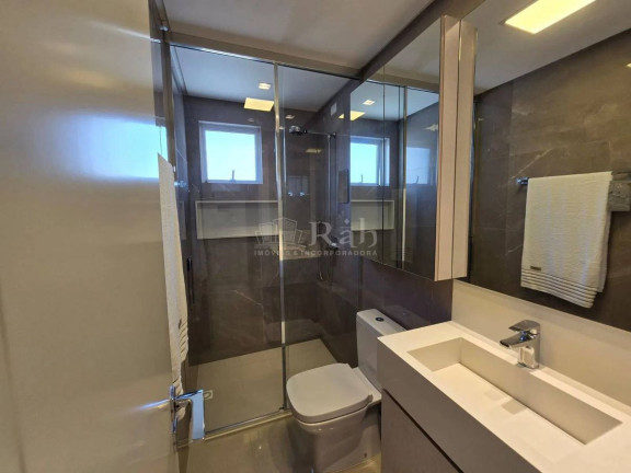 Imagem Apartamento com 3 Quartos à Venda, 136 m² em Centro - Balneário Camboriú Imagem Apartamento com 3 Quartos à Venda, 136 m² em Centro - Balneário Camboriú