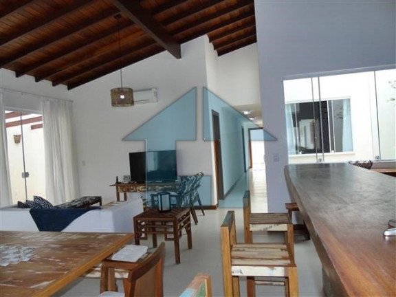 Imagem Casa com 4 Quartos à Venda, 360 m² em Porto Bracuhy - Angra Dos Reis Imagem Casa com 4 Quartos à Venda, 360 m² em Porto Bracuhy - Angra Dos Reis