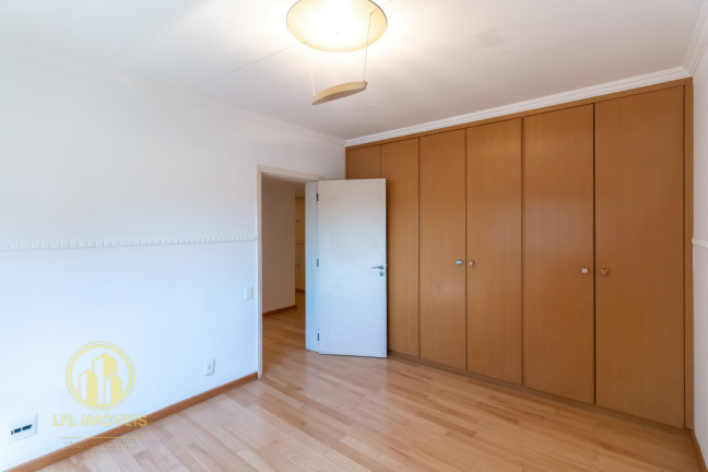 Imagem Apartamento com 3 Quartos para Alugar, 240 m² em Itaim Bibi - São Paulo