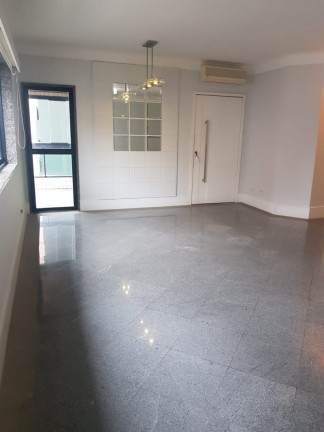 Apartamento com 3 Quartos para Alugar, 136 m² em Embaré - Santos