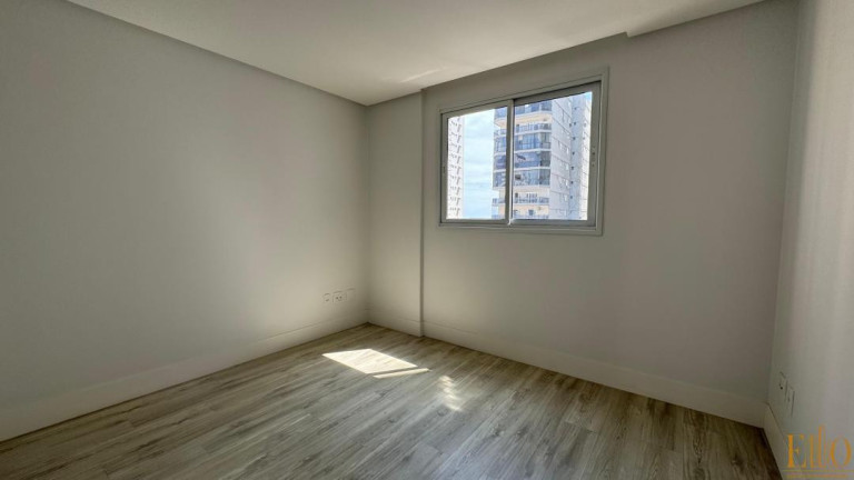 Imagem Apartamento com 3 Quartos à Venda, 135 m² em Centro - Balneário Camboriú