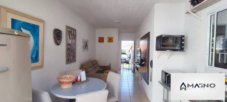 Imagem Casa de Condomínio com 2 Quartos à Venda, 100 m² em Parque Verde - Cascavel