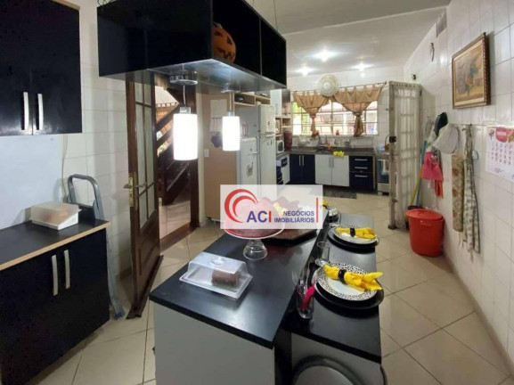 Imagem Casa com 4 Quartos à Venda ou Locação, 780 m² em Granja Viana - Carapicuíba Imagem Casa com 4 Quartos à Venda ou Locação, 780 m² em Granja Viana - Carapicuíba