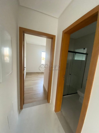 Imagem Casa com 4 Quartos à Venda, 205 m² em Lagoa - Macaé Imagem Casa com 4 Quartos à Venda, 205 m² em Lagoa - Macaé