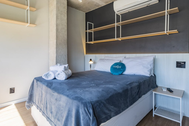 Imagem Apartamento com 1 Quarto à Venda, 27 m² em Santa Cecília - Porto Alegre