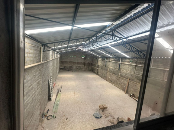 Imóvel Comercial à Venda, 550 m² em Jardim Laguna - Contagem