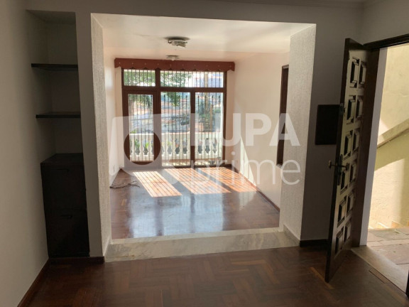 Casa com 3 Quartos à Venda, 200 m² em Tucuruvi - São Paulo