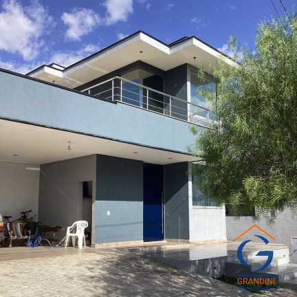 Imagem Imóvel com 3 Quartos à Venda, 350 m² em Condomínio Califórnia - Estiva Gerbi Imagem Imóvel com 3 Quartos à Venda, 350 m² em Condomínio Califórnia - Estiva Gerbi