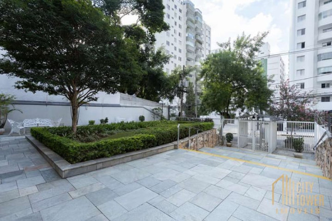 Imagem Apartamento com 3 Quartos à Venda, 228 m² em Itaim Bibi - São Paulo Imagem Apartamento com 3 Quartos à Venda, 228 m² em Itaim Bibi - São Paulo