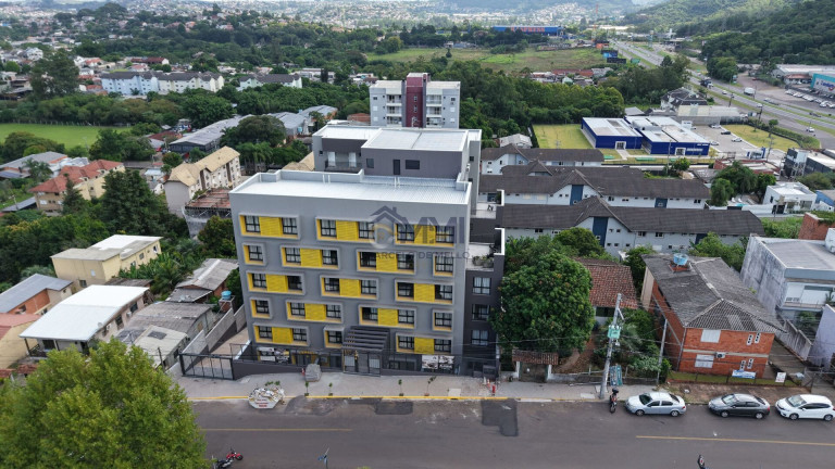 Imagem Imóvel com 1 Quarto à Venda, 25 m² em Vila Nova - Novo Hamburgo Imagem Imóvel com 1 Quarto à Venda, 25 m² em Vila Nova - Novo Hamburgo