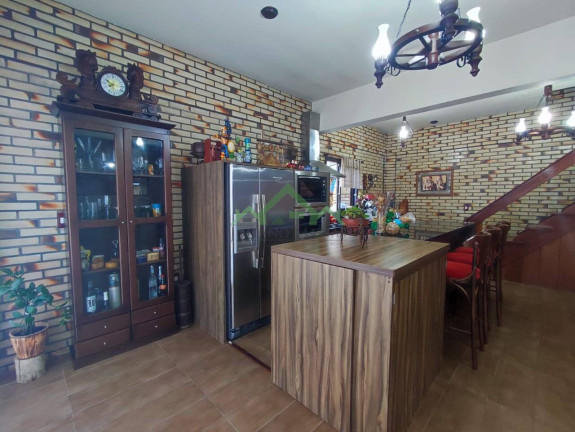 Imagem Casa com 3 Quartos à Venda, 143 m² em Centro - Balneário Barra Do Sul
