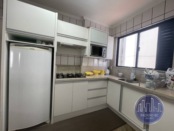 Imagem Apartamento com 3 Quartos para Alugar, 100 m² em Centro - Balneário Camboriú Imagem Apartamento com 3 Quartos para Alugar, 100 m² em Centro - Balneário Camboriú