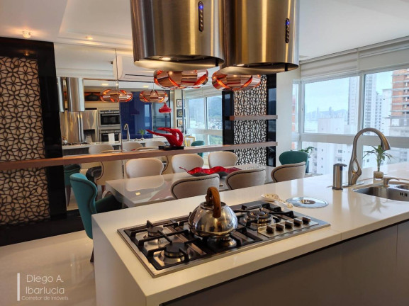 Imagem Apartamento com 3 Quartos à Venda, 116 m² em Pioneiros - Balneário Camboriú