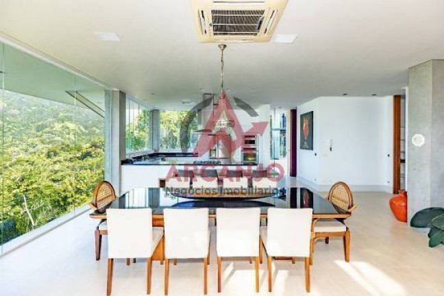 Imagem Casa com 6 Quartos à Venda, 1.100 m² em Praia Vermelha - Ubatuba Imagem Casa com 6 Quartos à Venda, 1.100 m² em Praia Vermelha - Ubatuba