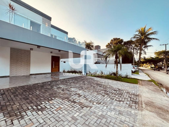 Imagem Casa com 5 Quartos à Venda, 330 m² em Riviera | Módulo 20 - Bertioga Imagem Casa com 5 Quartos à Venda, 330 m² em Riviera | Módulo 20 - Bertioga