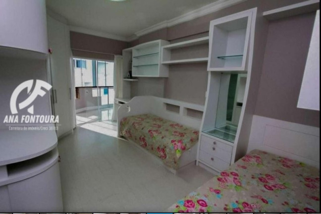 Imagem Apartamento com 4 Quartos à Venda, 220 m² em Centro - Balneário Camboriú