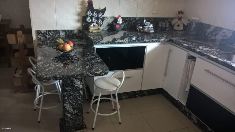 Imagem Sobrado com 3 Quartos à Venda, 331 m² em Bocaina - Ribeirão Pires Imagem Sobrado com 3 Quartos à Venda, 331 m² em Bocaina - Ribeirão Pires