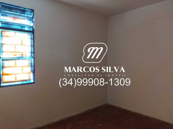 Imagem Casa com 3 Quartos à Venda, 250 m² em Nossa Senhora Aparecida - Uberlândia Imagem Casa com 3 Quartos à Venda, 250 m² em Nossa Senhora Aparecida - Uberlândia