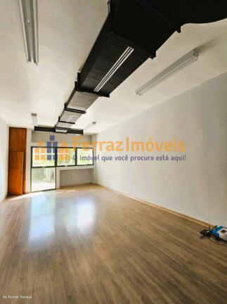 Imagem Sala Comercial à Venda, 37 m² em Moinhos De Vento - Porto Alegre Imagem Sala Comercial à Venda, 37 m² em Moinhos De Vento - Porto Alegre
