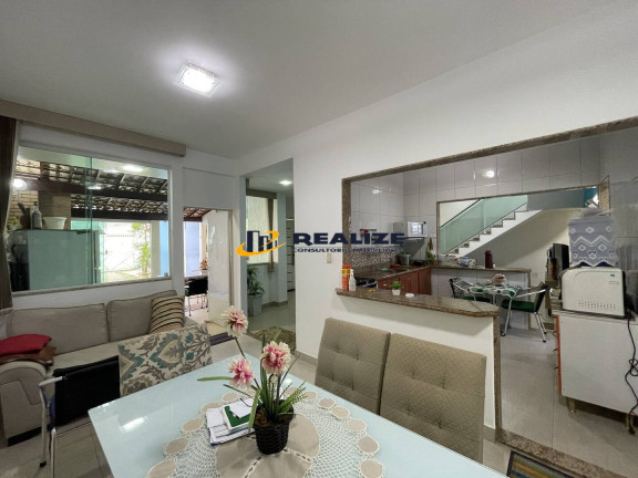 Casa com 4 Quartos à Venda, 280 m² em Parque Jóquei Club - Campos Dos Goytacazes