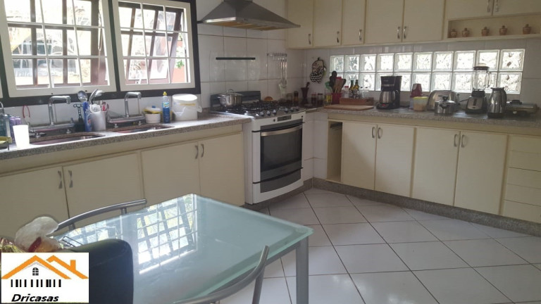 Imagem Casa com 6 Quartos à Venda, em Itacuruçá - Mangaratiba Imagem Casa com 6 Quartos à Venda, em Itacuruçá - Mangaratiba